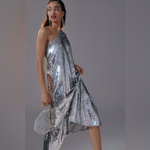 New Anthropologie x MAEVE
One-shoulder Sequin Dress
$230.00 - Picture 4 of 10